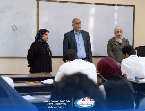 عميد الكلية التقنية الهندسية – البصرة يتفقد انطلاق الامتحانات النهائية لطلبة المرحلة الأولى  تفقد السيد عميد الكلية التقنية الهندسية – البصرة، الأستاذ المساعد الدكتور نورس جميل جاسم، سير الامتحانات النهائية للفصل الدراسي الثاني لطلبة المرحلة الأولى في الأقسام العلمية، للاطلاع على انتظام العملية الامتحانية والتأكد من توفير الأجواء المناسبة للطلبة.  وأكد السيد العميد حرص عمادة الكلية على تهيئة جميع المستلزمات اللازمة لإنجاح الامتحانات، مشيداً بجهود اللجان الامتحانية والتدريسيين والمنتسبين في تنظيمها وإدارتها.  وفي ختام جولته، تمنى السيد العميد لطلبة المرحلة الأولى النجاح والتوفيق في مسيرتهم الدراسية